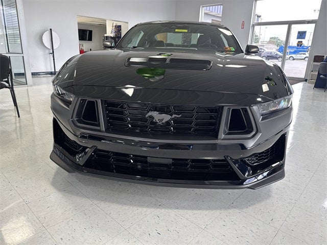 2025 Ford Mustang Dark Horse
