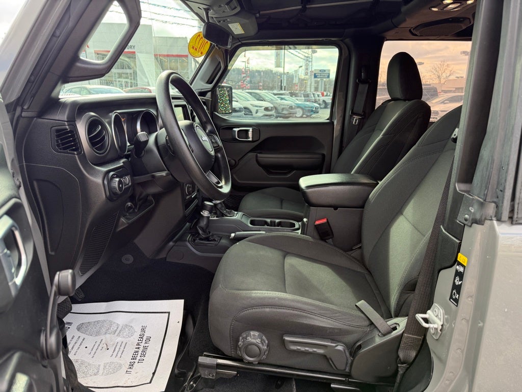 2022 Jeep Wrangler Willys