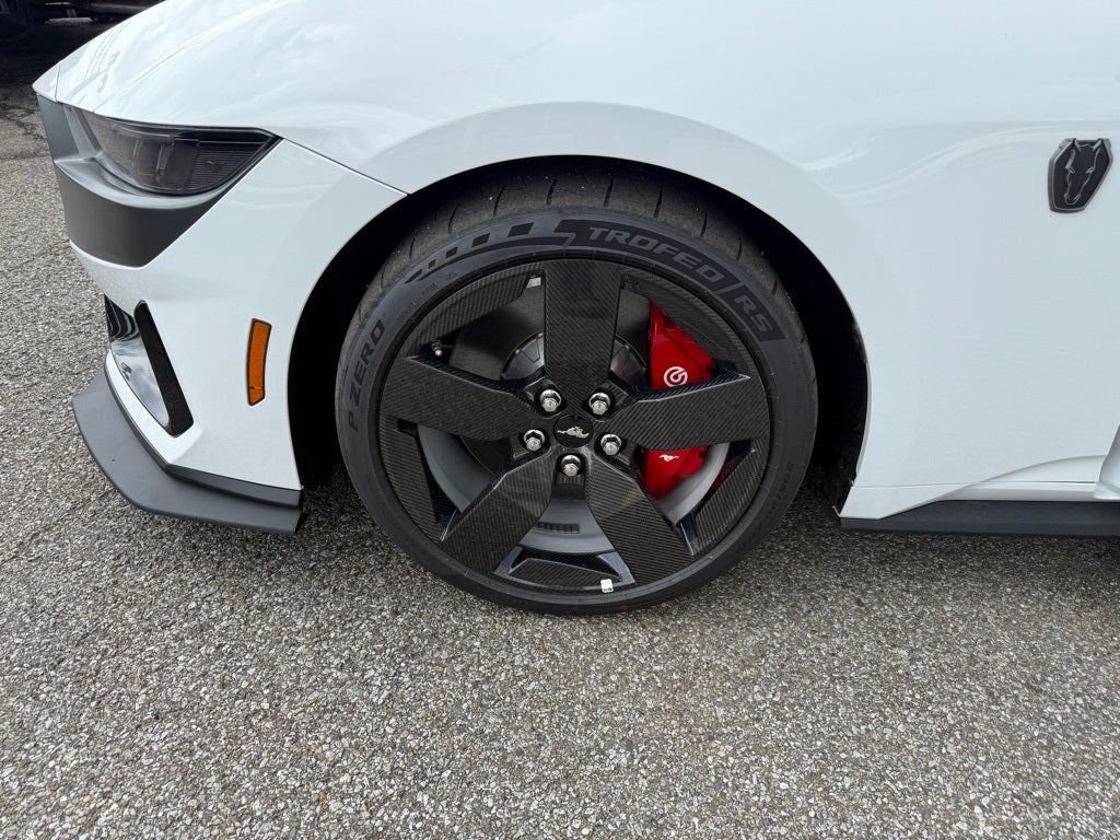 2025 Ford Mustang Dark Horse