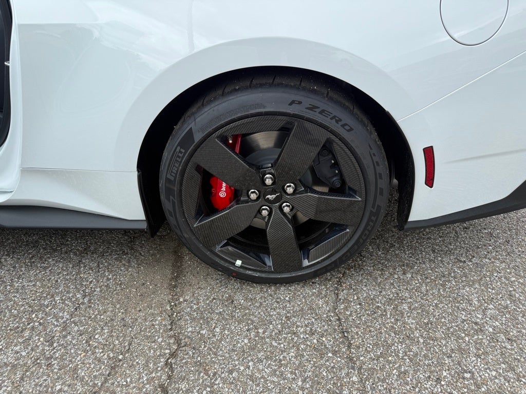 2025 Ford Mustang Dark Horse