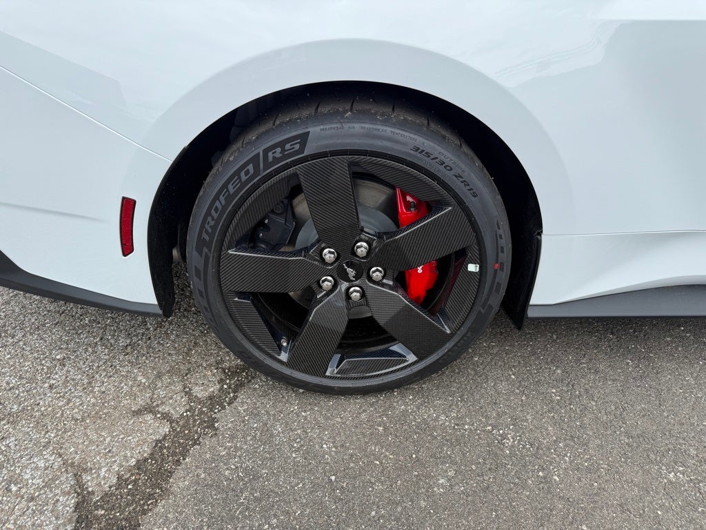 2025 Ford Mustang Dark Horse