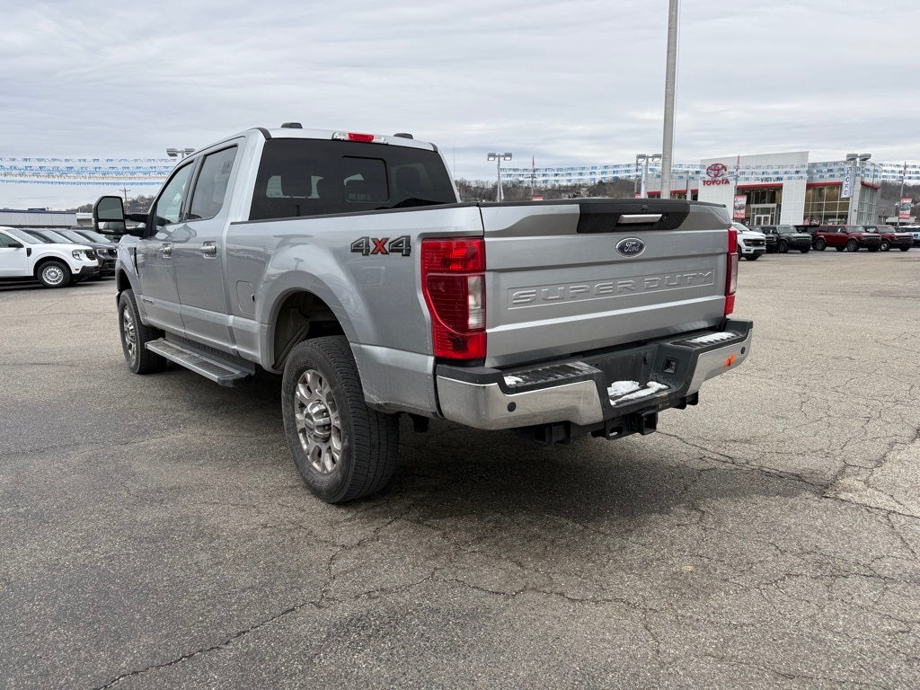 2022 Ford F-350SD Lariat