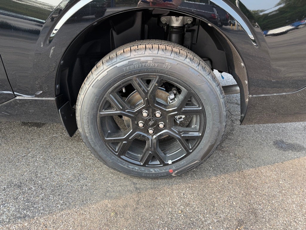 2025 Ford Maverick Lobo Standard