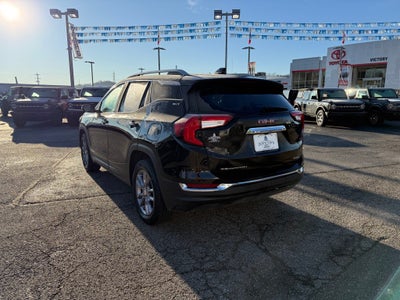 2023 GMC Terrain SLT