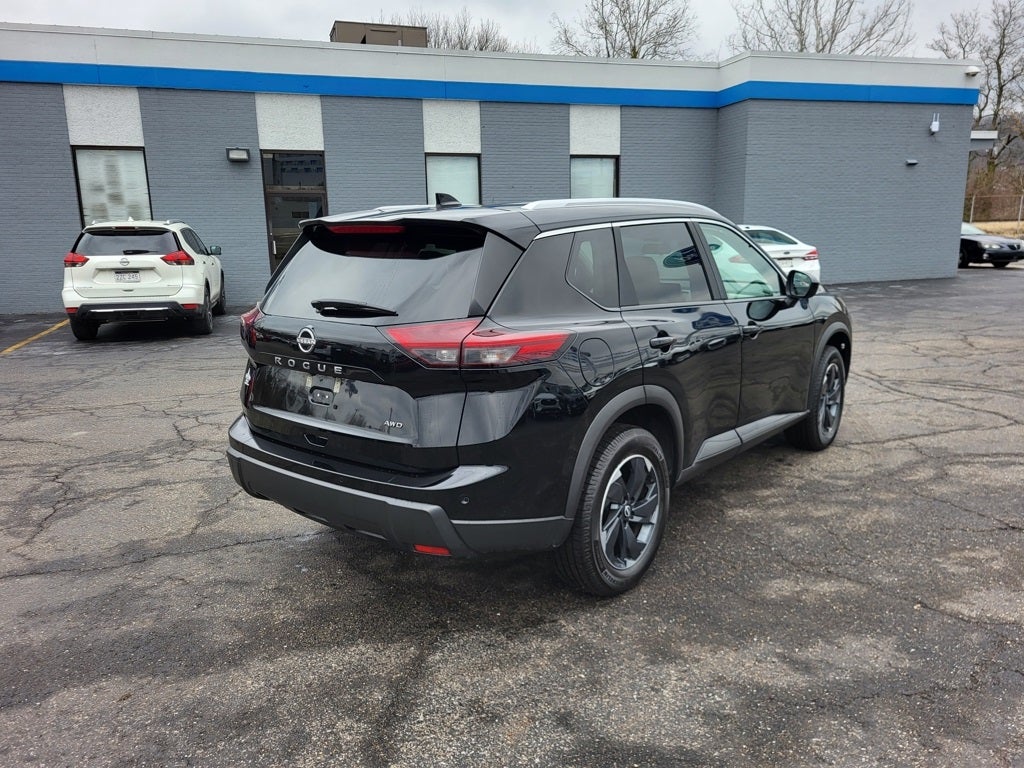 2025 Nissan Rogue SV