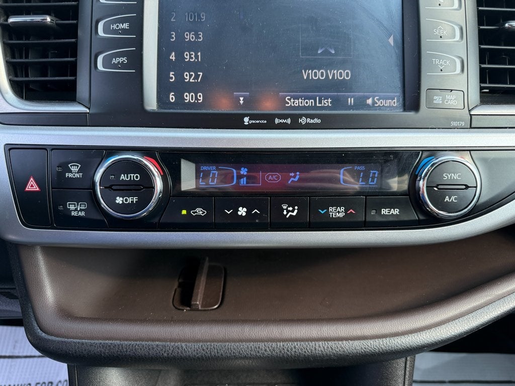 2017 Toyota Highlander XLE