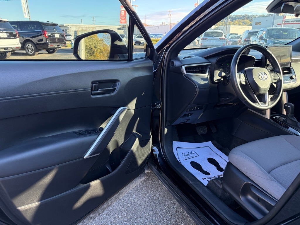 2023 Toyota Corolla Cross Hybrid SE