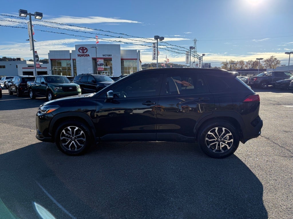 2023 Toyota Corolla Cross Hybrid SE