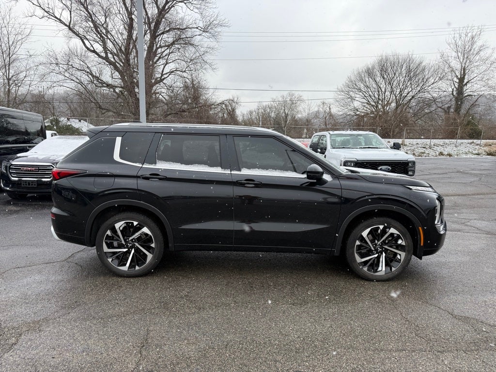 2024 Mitsubishi Outlander SEL