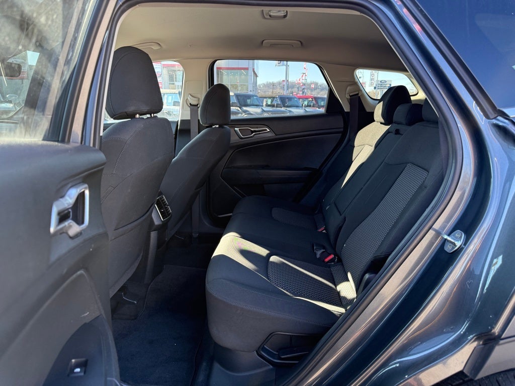 2023 Kia Sportage Hybrid LX