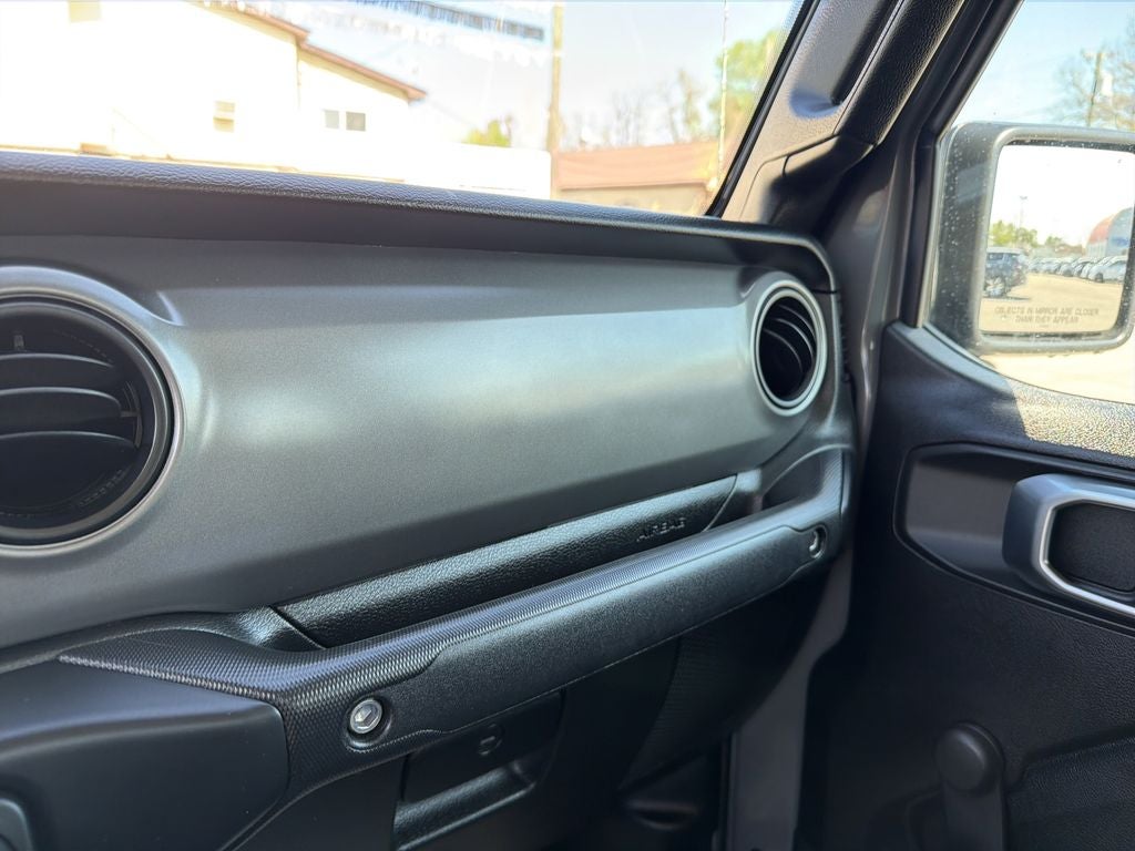 2023 Jeep Gladiator Sport