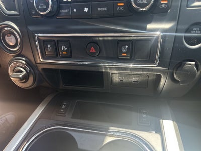 2022 Nissan Titan SV