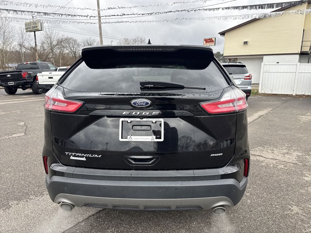 2022 Ford Edge Titanium