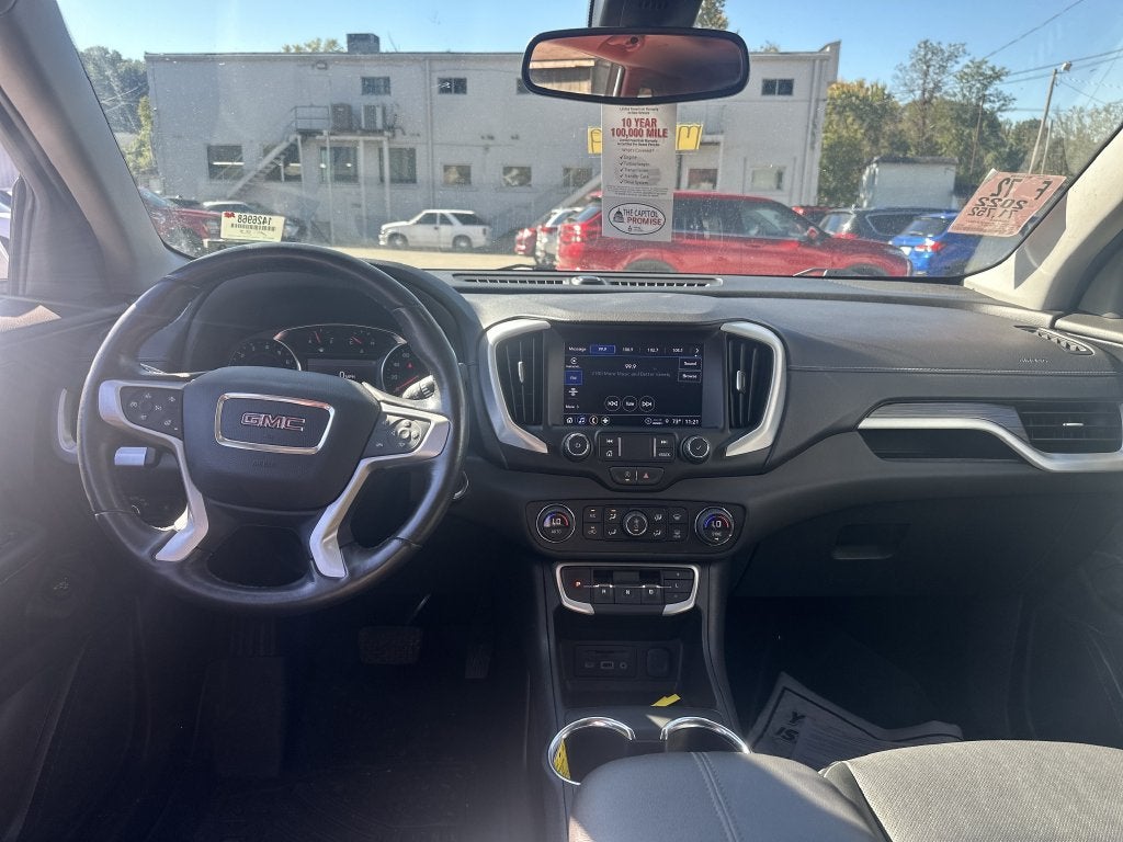 2022 GMC Terrain SLT