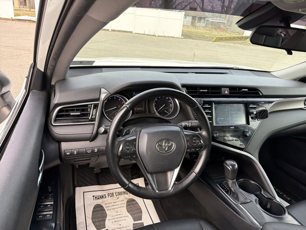 2020 Toyota Camry SE