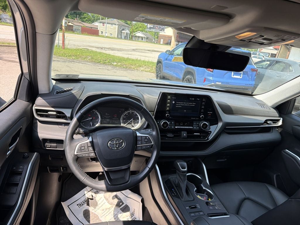 2022 Toyota Highlander XLE