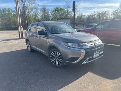 2019 Mitsubishi Outlander ES