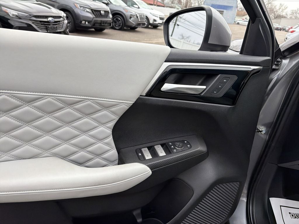 2023 Mitsubishi Outlander SEL