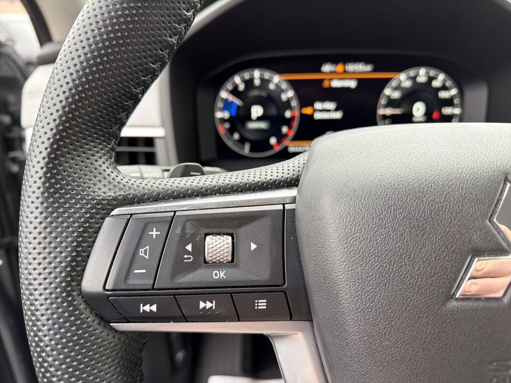 2023 Mitsubishi Outlander SEL