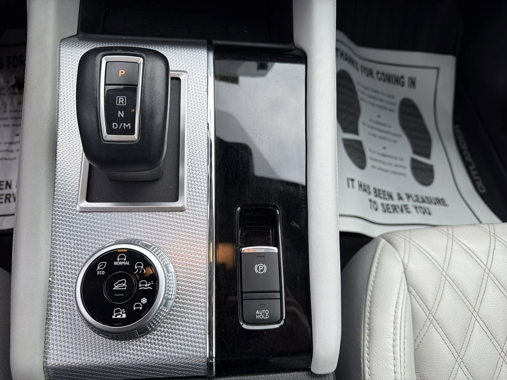 2023 Mitsubishi Outlander SEL