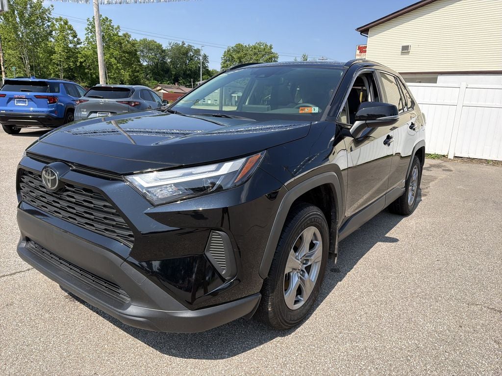 2025 Toyota RAV4 Hybrid XLE