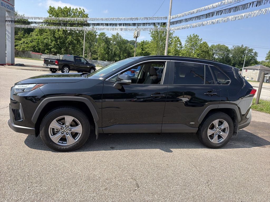 2025 Toyota RAV4 Hybrid XLE