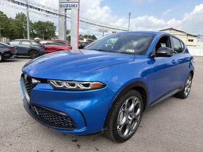 2025 Alfa Romeo Tonale Base