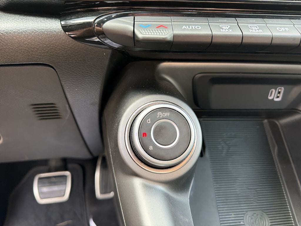 2025 Alfa Romeo Tonale Base