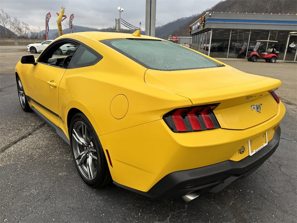 2024 Ford Mustang EcoBoost