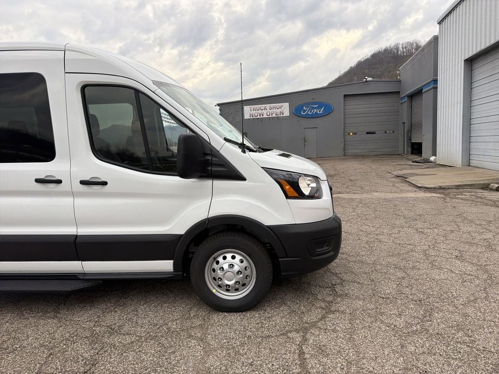 2026 Ford Transit-350 15 Passenger