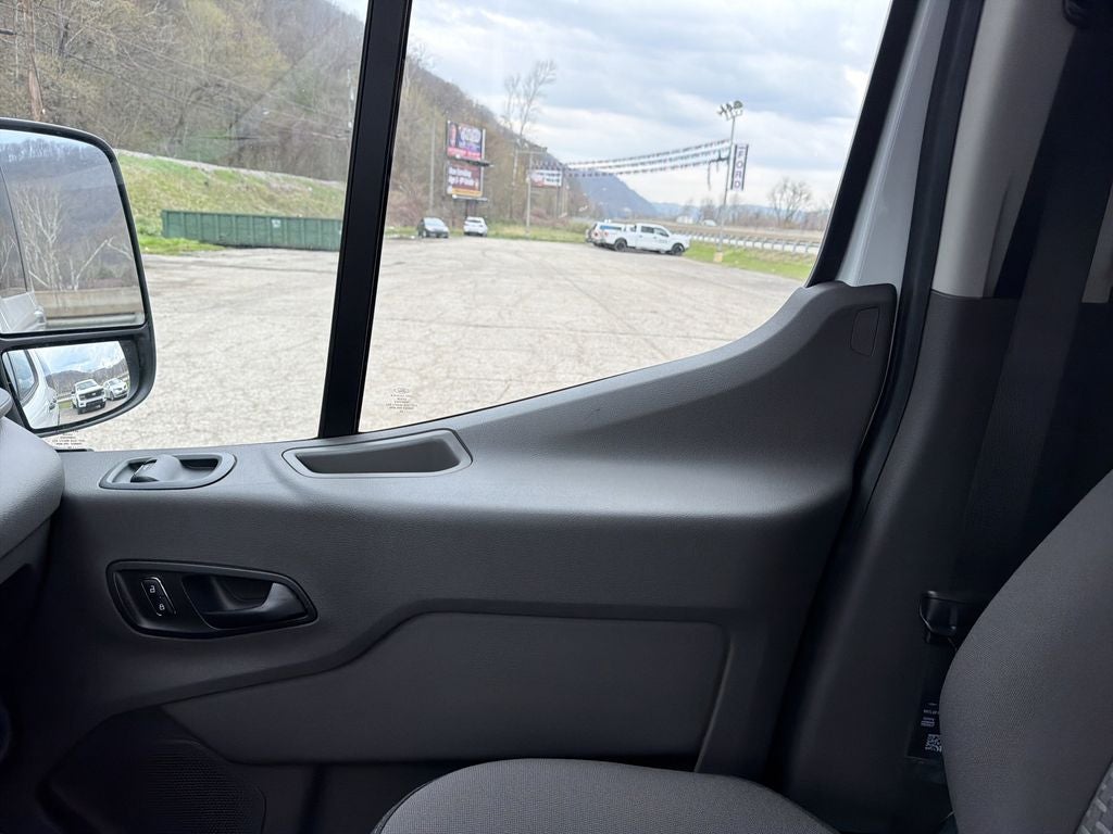 2026 Ford Transit-350 15 Passenger