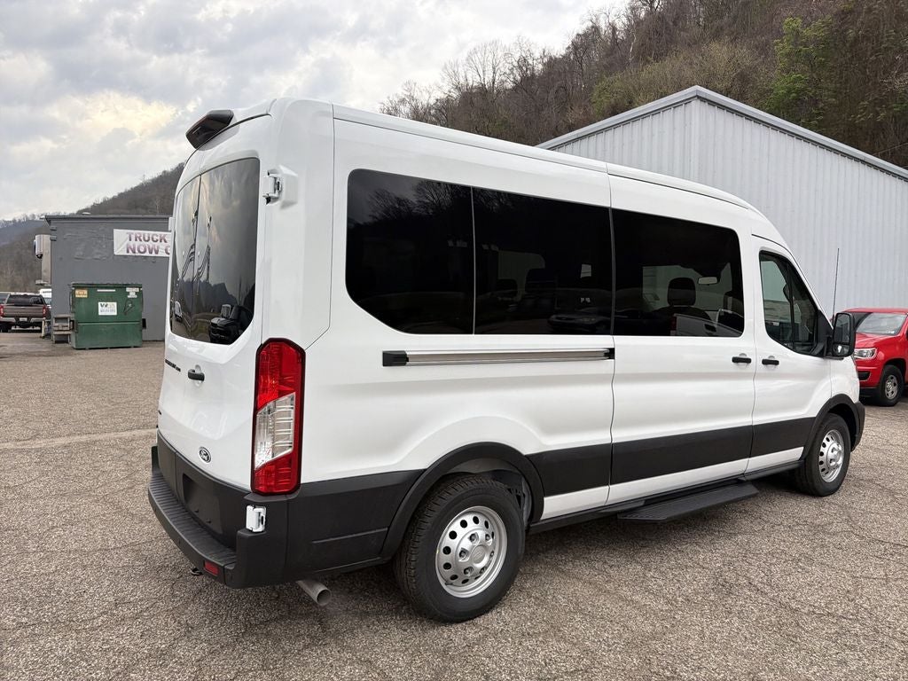 2026 Ford Transit-350 15 Passenger