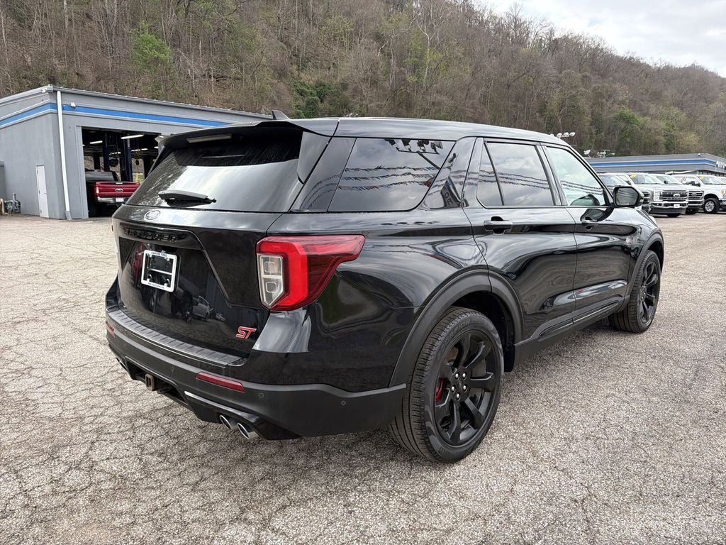 2021 Ford Explorer ST