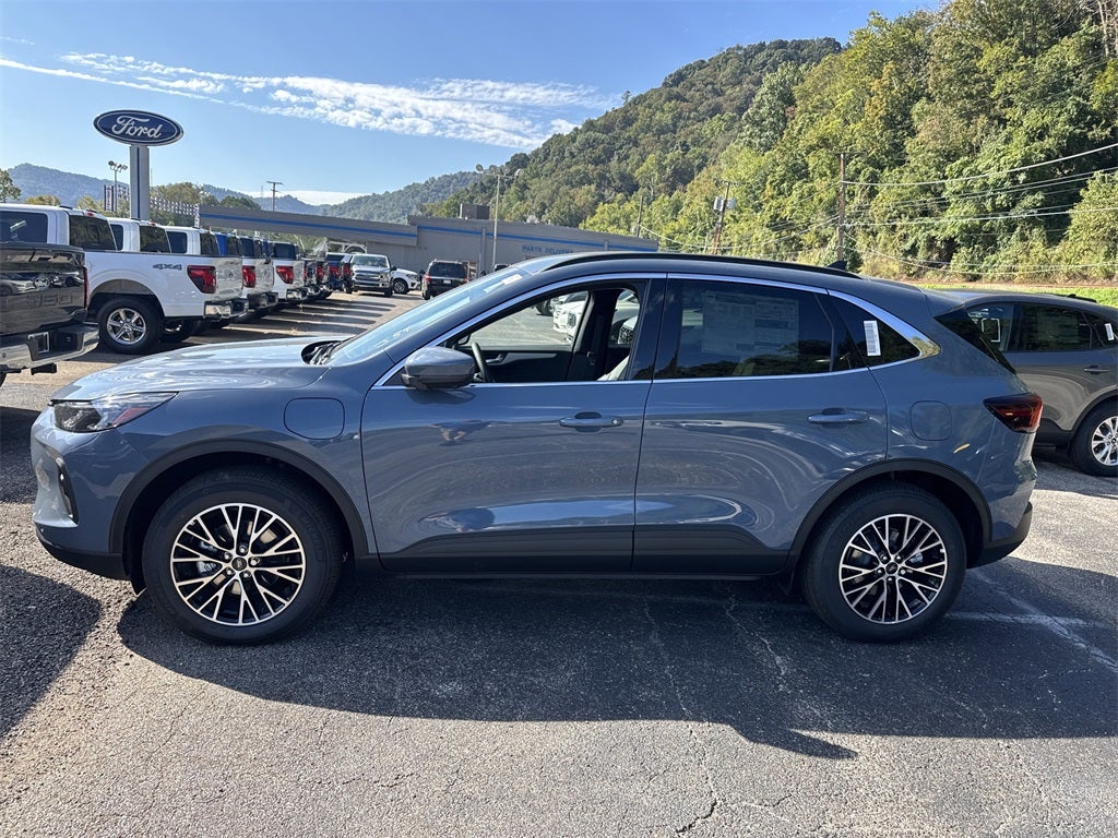 2025 Ford Escape Plug-In Hybrid Base
