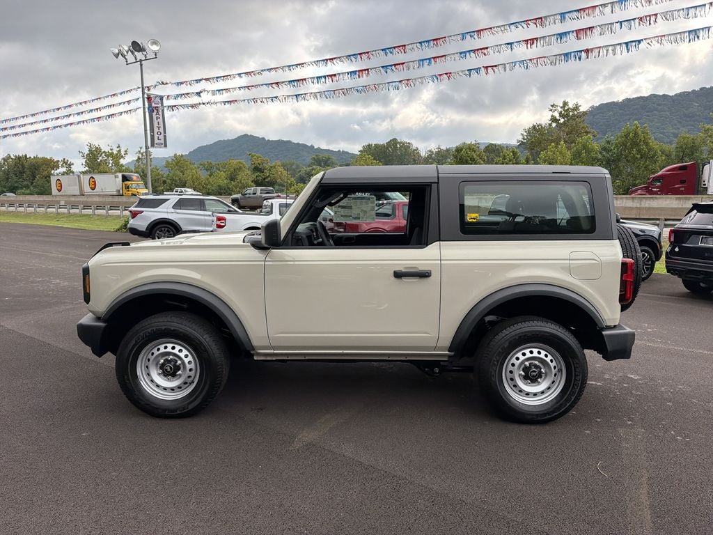 2026 Ford Bronco Base