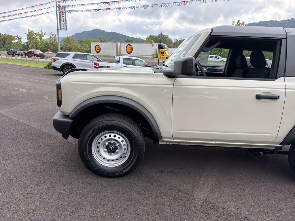 2026 Ford Bronco Base