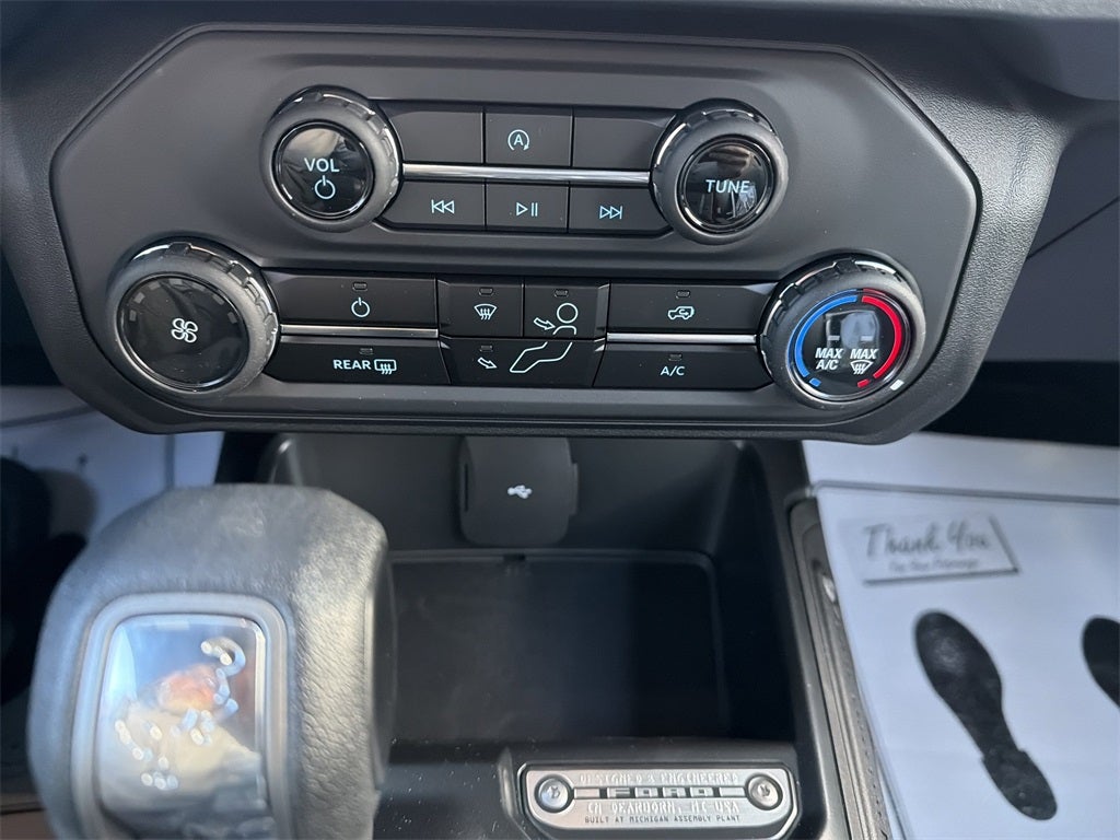 2025 Ford Bronco Base