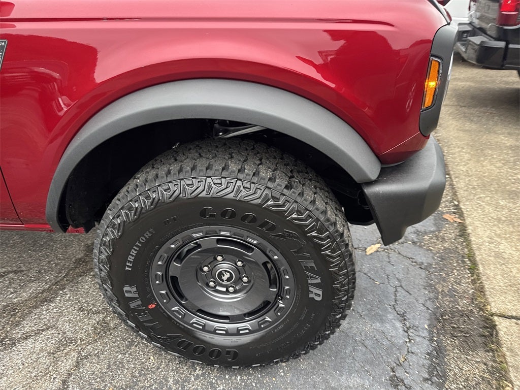 2025 Ford Bronco Base