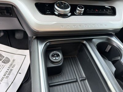 2027 Ford Expedition Active