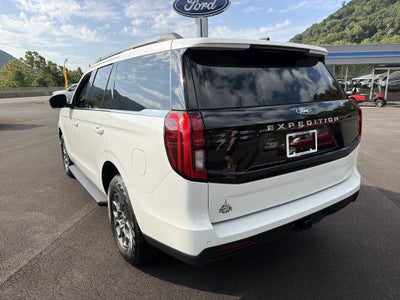 2027 Ford Expedition Active