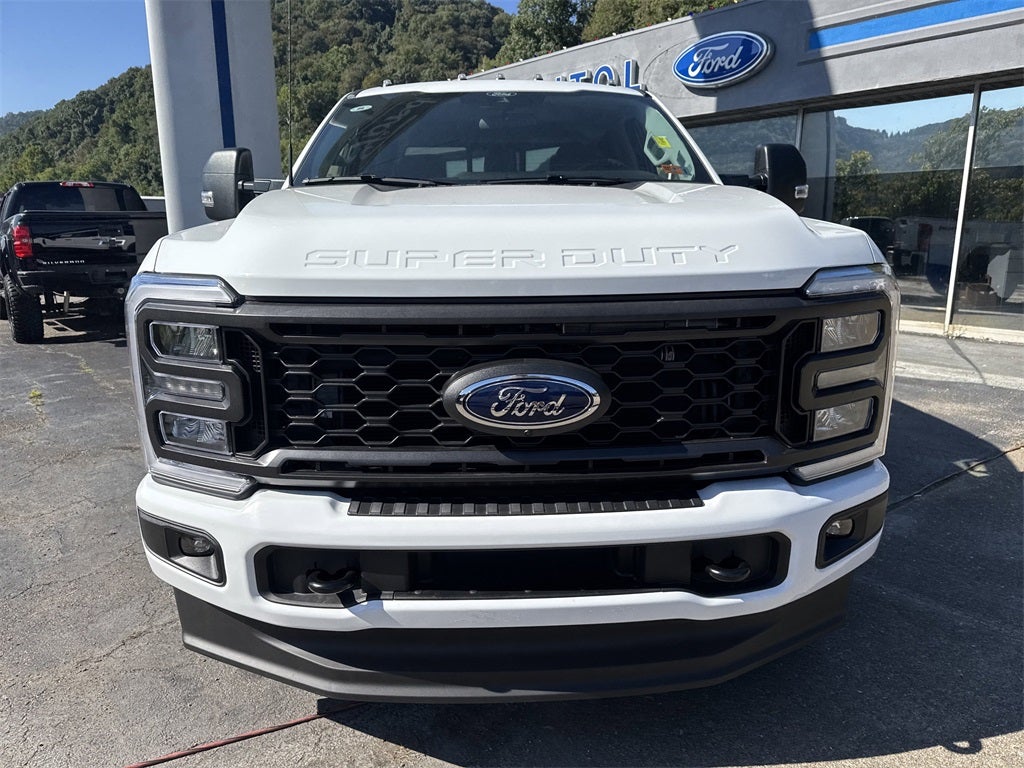 2025 Ford F-350SD XL