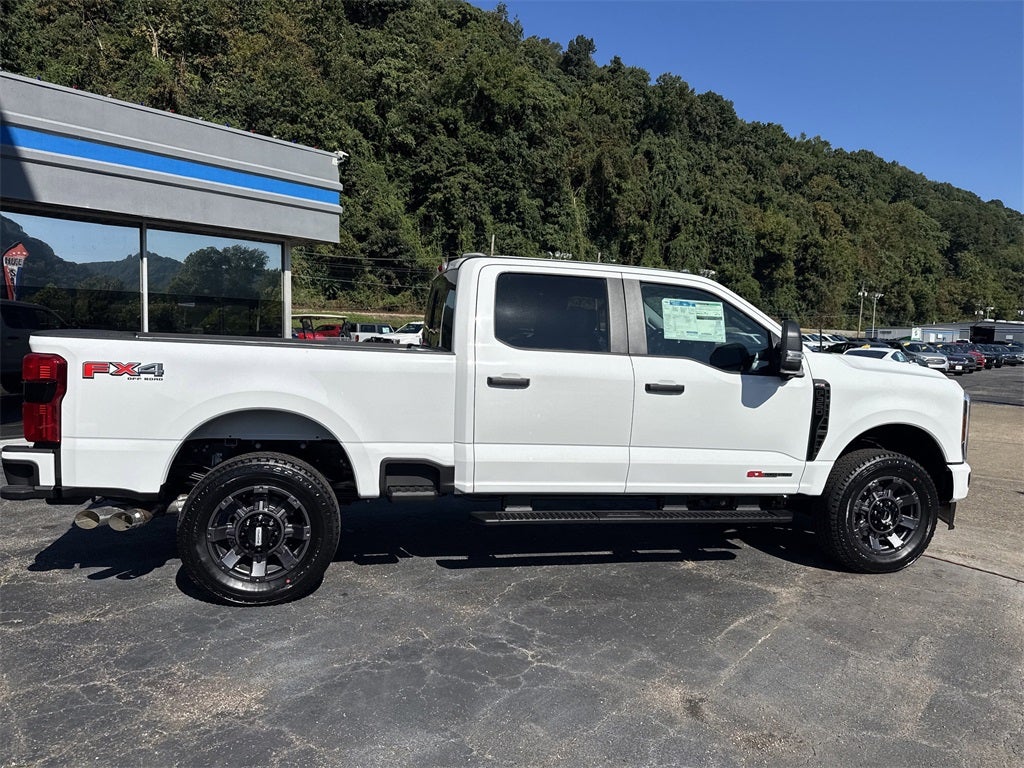 2025 Ford F-350SD XL