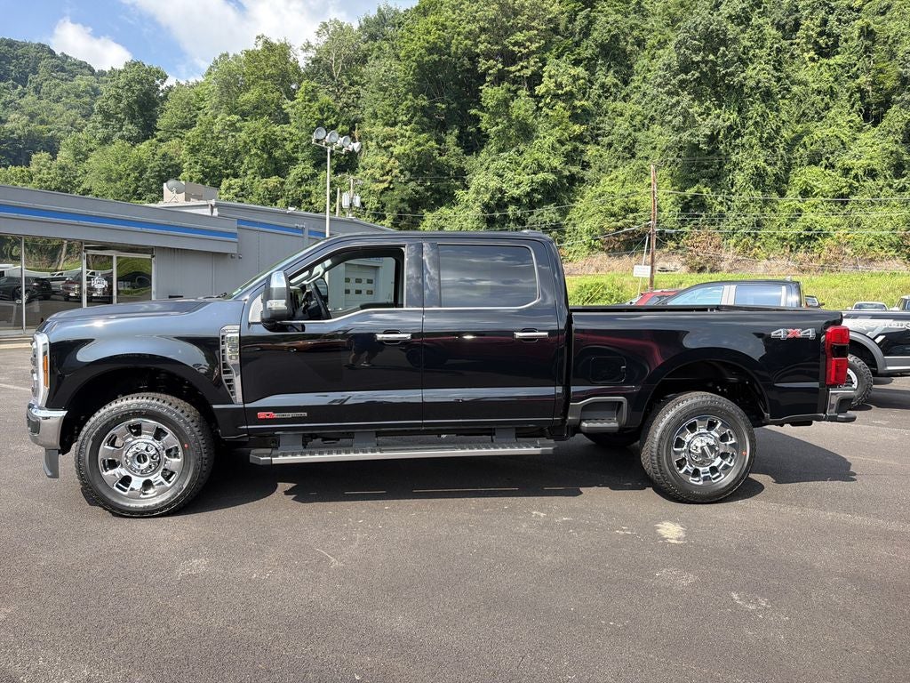 2026 Ford F-350SD F-350® Lariat®