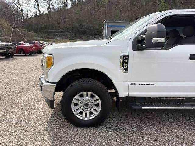 2017 Ford F-350SD XLT