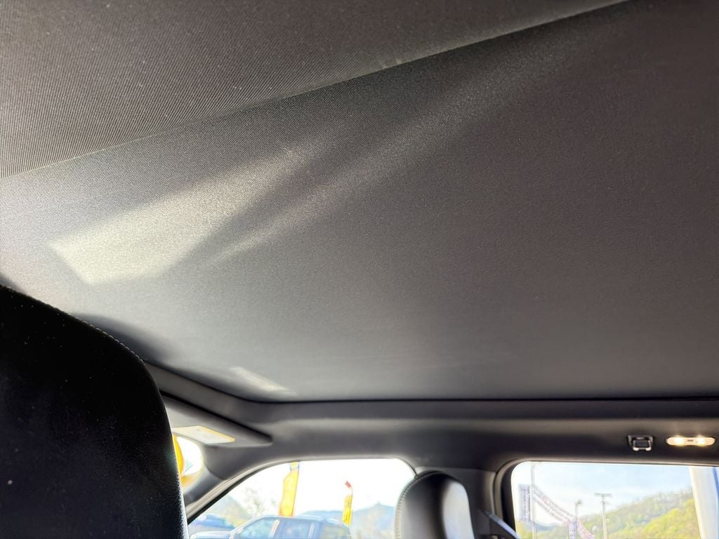 2019 Ford F-150 Lariat LIFTED WHEELS AND TIRES