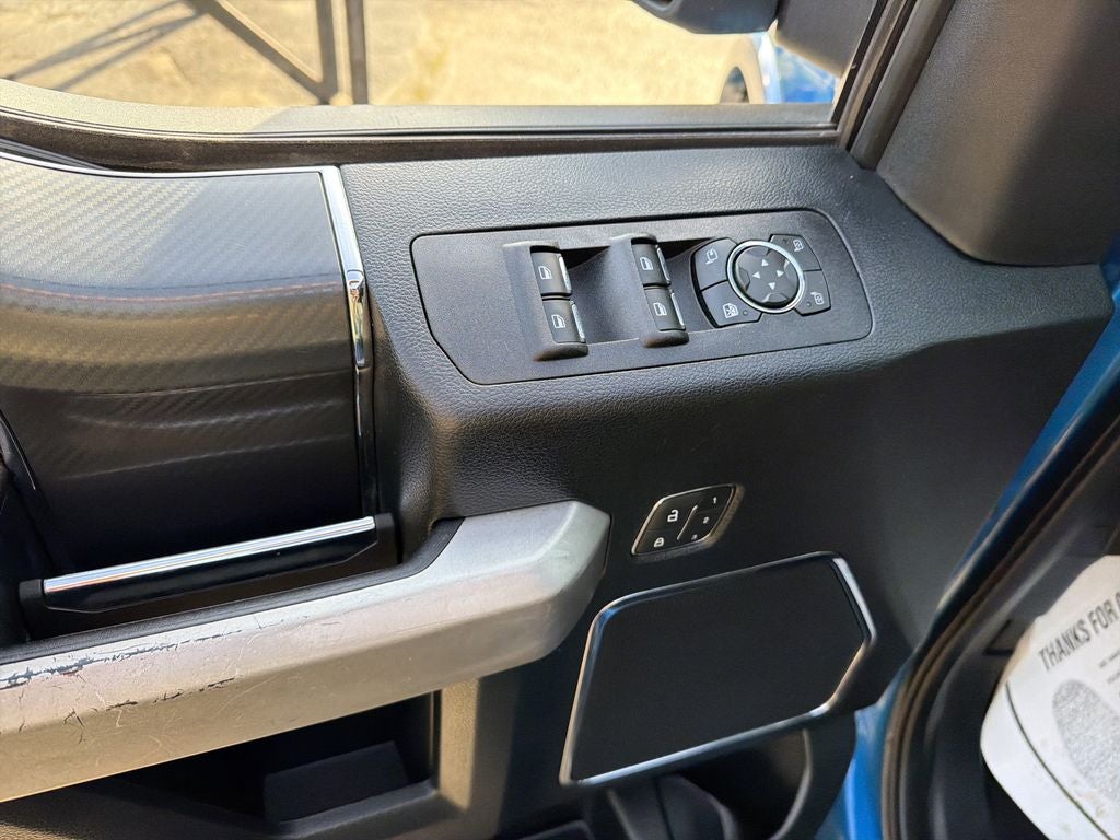 2019 Ford F-150 Lariat LIFTED WHEELS AND TIRES