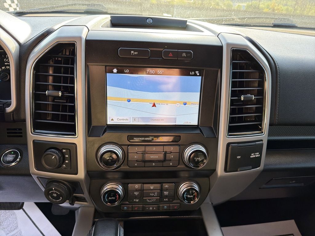 2019 Ford F-150 Lariat LIFTED WHEELS AND TIRES