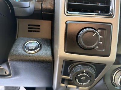 2019 Ford F-150 Lariat LIFTED WHEELS AND TIRES