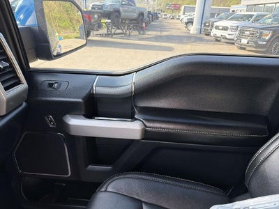 2019 Ford F-150 Lariat LIFTED WHEELS AND TIRES