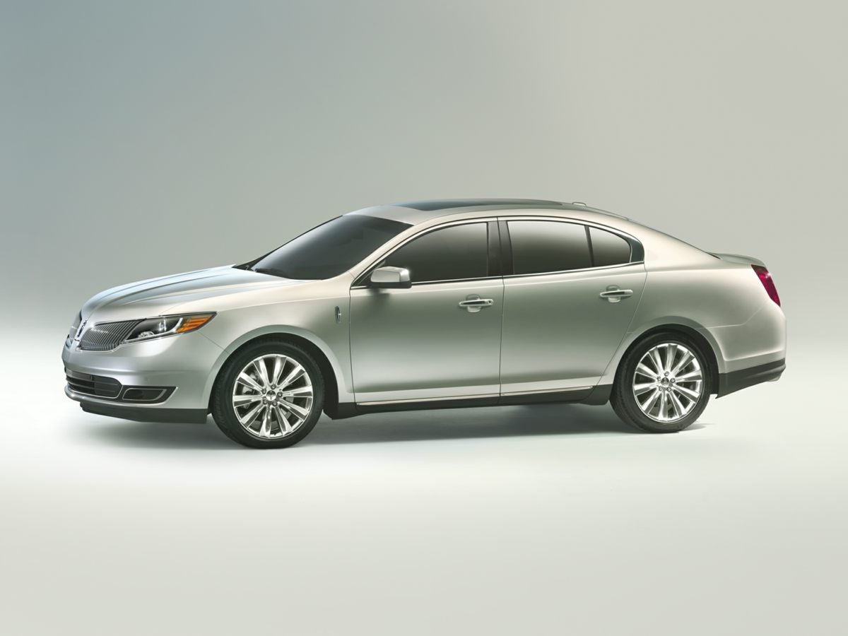 2016 Lincoln MKS Base